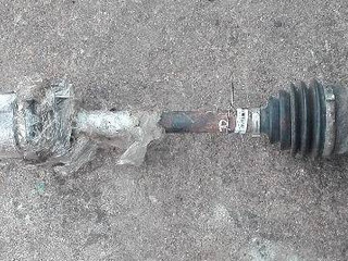полуось передняя правая (приводной вал, ШРУС) Hyundai Tucson 1 поколение 2005, 2.0 л., i, бензин, 49500-2E810