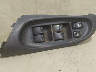 кнопка стеклоподъемника двери передней левой Nissan Almera N15 1997