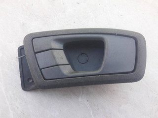 ручка внутренняя передняя левая Kia Carens 1 поколение [рестайлинг] 2004