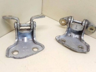 петля двери Daewoo Lanos T100 2000