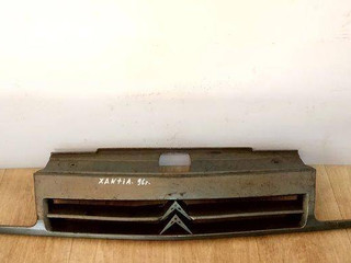 решетка радиатора Citroen Xantia 1 поколение 1996, серый, 9618919977