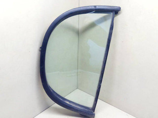 форточка задняя правая Toyota Yaris P1 1999, 1.3 л., i, 2NZ-FE, бензин, МКПП, зелёный, хетчбэк 5 дв., передний привод, 6812352010