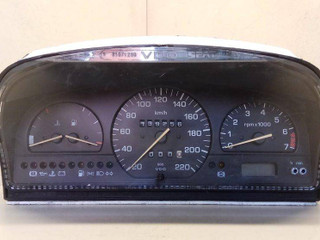 щиток приборов (приборная панель) SEAT Toledo 1 поколение [рестайлинг] 1998, 81117648