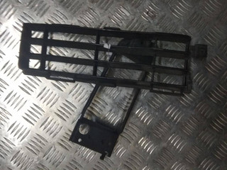 заглушка (решетка) в бампер Daewoo Espero KLEJ [рестайлинг] 1998