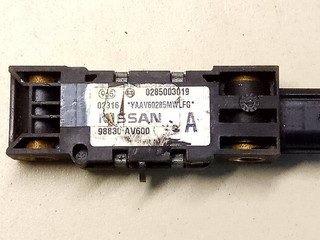 датчик удара Nissan Primera P11 [рестайлинг] 2002, 98830AV600, 0285003019