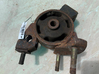 подушка крепления двигателя Toyota Corolla 7 поколение (E100) 1996, 1.4 л., i, бензин