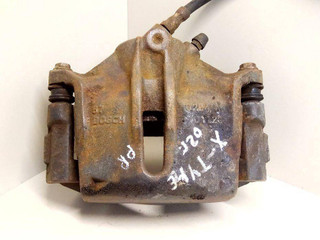 суппорт передний правый Jaguar X-Type 1 поколение 2002, BOSCH, 0204Y01125
