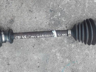 полуось передняя левая (приводной вал, ШРУС) Mitsubishi Carisma 1 поколение [рестайлинг] 2000, 1.6 л., i, бензин