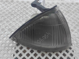 поворотник правый Suzuki Swift 2 поколение 1995, седан
