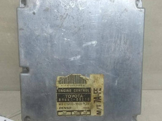 блок управления двигателем Toyota Avensis 1 поколение (T220) 1998, 1.8 л., i, бензин, 89661-05210
