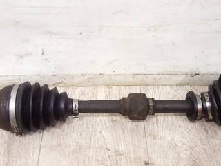 полуось передняя левая (приводной вал, ШРУС) Mitsubishi Carisma 1 поколение 1997, 1.6 л., бензин