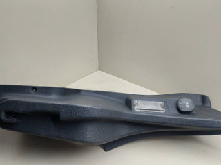 направляющая шторки багажника (салазки) Renault Laguna 2 поколение [рестайлинг] 2006, 1.9 л., дизель, 6МКПП, красная, хетчбэк 5 дв., передний привод, 8200000356