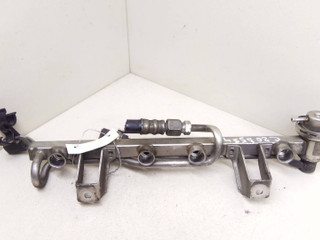 топливная рампа Volkswagen Passat B5 2001, 2.0 л., i, бензин, 06B133317L, ZSB06B1333