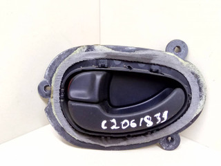 ручка внутренняя задняя левая Peugeot 406 1 поколение 1996, 2.1 л., TD, P8C (XUD11BTE), дизель, 5МКПП, зелёный, седан, передний привод, 9616307577