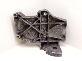 кронштейн компрессора кондиционера Volkswagen Passat B5 1998, 1.8 л., Ti, бензин, 058260885C