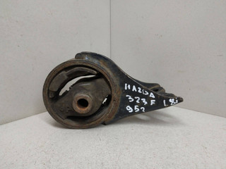 подушка крепления КПП Mazda 323F BA 1995, 1.8 л., бензин
