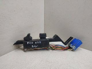 кнопка стеклоподъемника двери передней левой Nissan Primera P10 1994