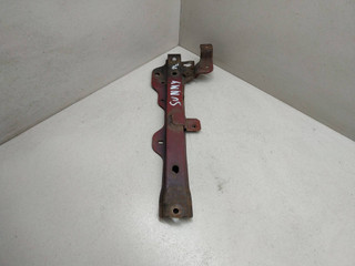 передняя панель крепления облицовки (телевизор) Nissan Sunny N14 1991, 2.0 л., CD20, дизель, МКПП, белый, седан, передний привод
