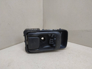 ручка внутренняя передняя правая Nissan Vanette C23 2001