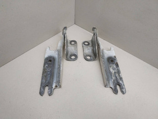 петля капота Mazda 323F BA 1996, универсал