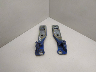 петля капота Volkswagen Bora 1 поколение 2003, 1J0823301, 1J0823302A
