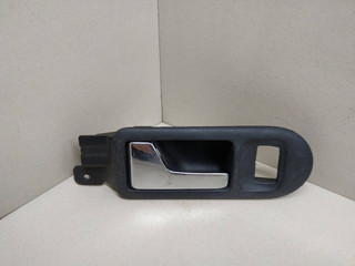 ручка внутренняя передняя левая Volkswagen Bora 1 поколение 1999, 3B2837113