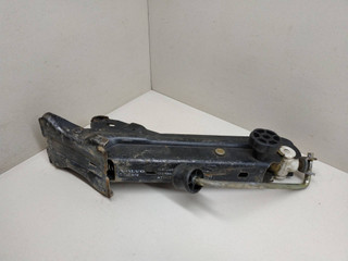 домкрат Volvo V70 2 поколение 2003, 30639830, 8679370