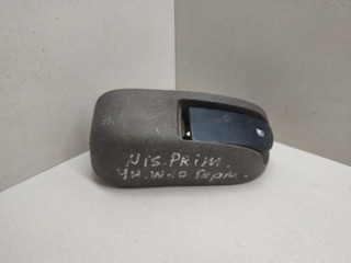 кнопка открытия лючка топливного бака Nissan Primera P10 1995