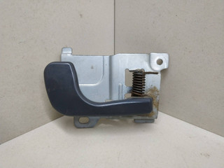 ручка внутренняя задняя правая Mitsubishi Space Wagon 2 поколение (Typ N30/N40) 1997