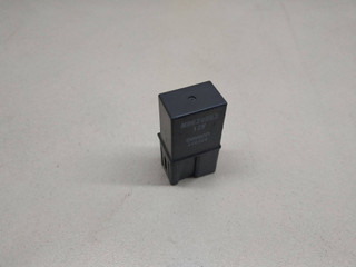 реле (прочие) Mitsubishi Carisma 1 поколение 1999, MB629083, OMRON, 2885D0