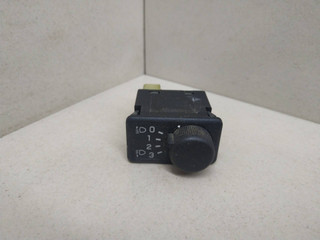 кнопка корректора фар Nissan Almera N16 2001, 1.8 л., i, QG18DE, бензин, МКПП, серебристый, хетчбэк 5 дв., передний привод, 37090A