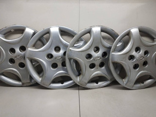 колпак колесный Hyundai Trajet 1 поколение 2004