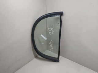 форточка задняя правая Toyota Yaris P1 2002, 6812352010
