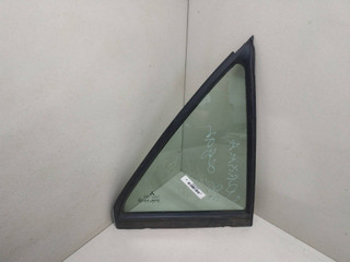 форточка задняя правая Mitsubishi Carisma 1 поколение 1998, седан