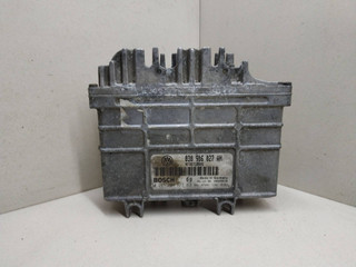 блок управления двигателем Volkswagen Polo 3 поколение 1998, 1.0 л., бензин, BOSCH, 030906027AH, 0261204823
