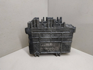 блок управления двигателем Volkswagen Polo 3 поколение 1997, 1.0 л., бензин, BOSCH, 030906027E, 0261203931932