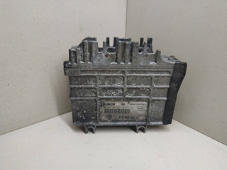 блок управления двигателем Volkswagen Polo 3 поколение 1997, 1.4 л., бензин, BOSCH, 030906027K, 0261203914915