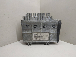 блок управления двигателем Volkswagen Polo 3 поколение 1996, 1.4 л., бензин, BOSCH, 0261203914915, 030906027P