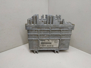 блок управления двигателем Volkswagen Golf 3 поколение 1995, 1.8 л., бензин, BOSCH, 3A0907311, 0261203593594