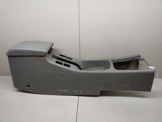 консоль салона Nissan Primera P11 2000