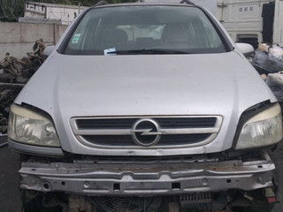 Opel Zafira 1 поколение (A) [рестайлинг]
