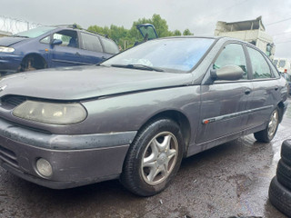 Renault Laguna 1 поколение [рестайлинг] B568