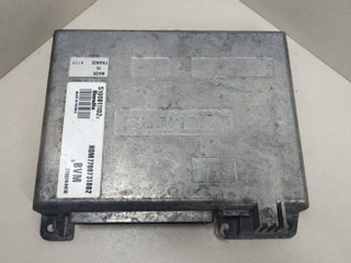 блок управления двигателем Renault 19 2 поколение 1999, 1.7 л., бензин, HOM7700731802, 7700744410, S100811102C