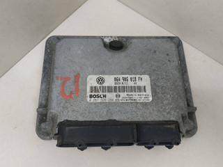блок управления двигателем Volkswagen Golf 4 поколение 2002, 06A906018FH, 0261206266