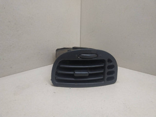 дефлектор обдува салона Citroen Saxo 1 поколение S0 1998, 1.0 л., i, CDY (TU9M), бензин, 5МКПП, красный, хетчбэк 3 дв., передний привод, 9617705677
