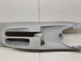 консоль салона Renault Modus 1 поколение JP0J 2004, 1.4 л., i, K4J 770, бензин, 5МКПП, красный, хетчбэк 5 дв., передний привод, 8200213253, 8200327416, 8200327417