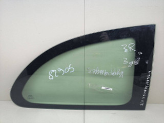 стекло кузовное боковое правое Nissan Almera N15 1998