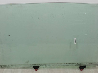 стекло двери задней левой Toyota Previa 2 поколение XR30 2001