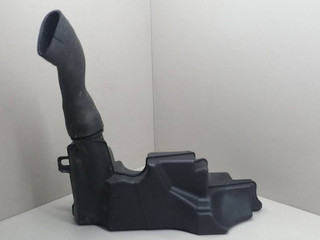 резонатор воздушного фильтра Renault Modus 1 поколение JP0J 2004, 1.4 л., i, K4J 770, бензин, 5МКПП, красный, хетчбэк 5 дв., передний привод, 8200323523