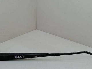 щеткодержатель (поводок стеклоочистителя, дворник) Mitsubishi Colt 5 поколение (CJO) CJ1A 1997, 1.3 л., i, 4G13 (12V), бензин, 5МКПП, голубой металлик, хетчбэк 3 дв., передний привод, MR245984, MR245986